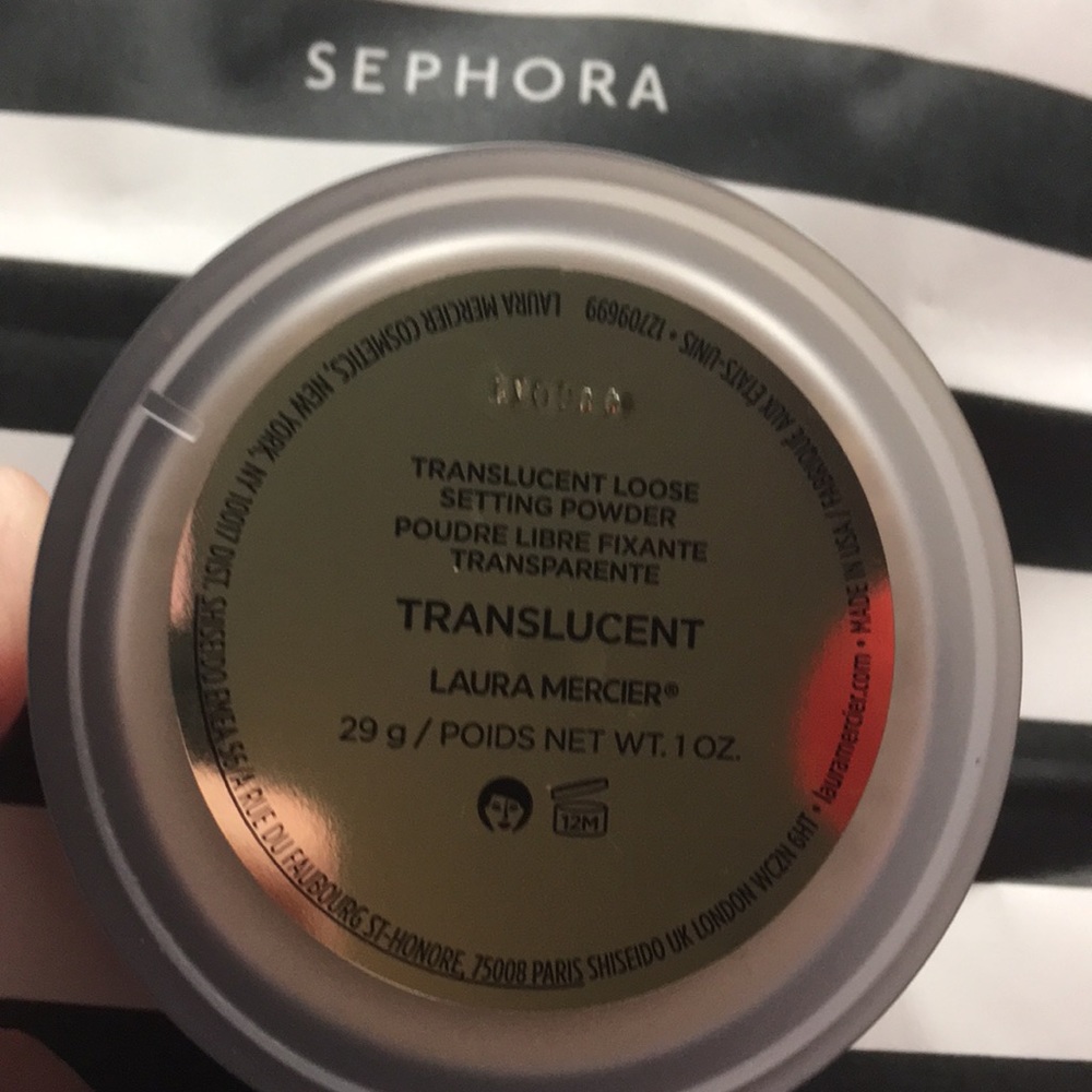 Laura Mercier Translucent Loose Setting Powder